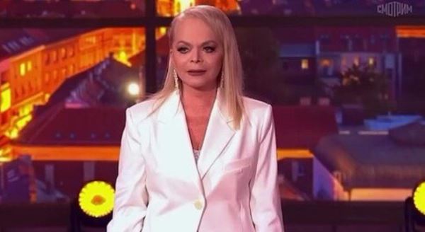 Лариса Долина рассказала о слезах, в которых жила во времена разбирательств с квартирой