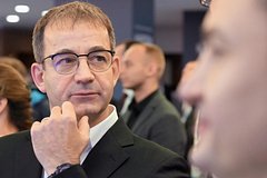 Певцов высказался о Киркорове и Борисове на фоне критики «Гамлета»
