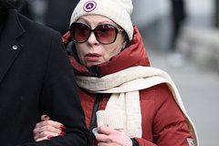Директор Хлебниковой высказался о посещении артисткой тубдиспансера