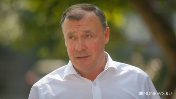 Мэр Екатеринбурга сломал ногу во время игры