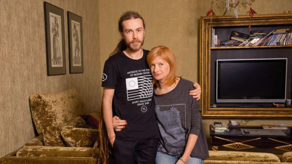 «Это моя квартира»: Мама Децла вступилась за внука, который орал на собственную мать
