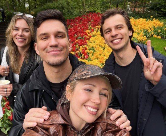 Клава Кока познакомилась с родителями Димы Масленникова