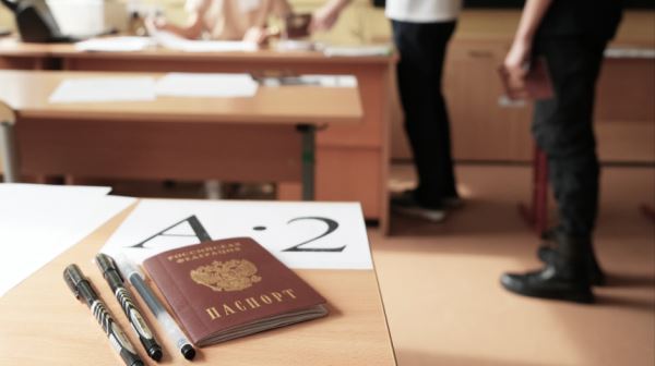 В России стартовал основной период сдачи ЕГЭ