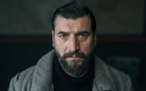 В 46 лет умерла сестра актера Устюгова, она боролась с раком